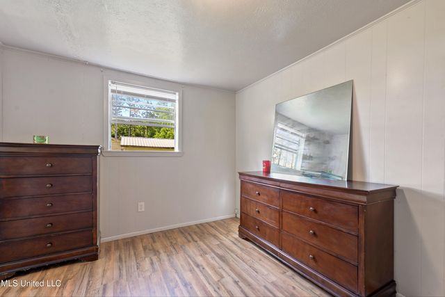 12833 Saracennia Road, Moss Point, MS 39562