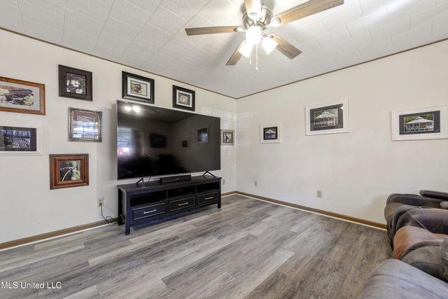 12833 Saracennia Road, Moss Point, MS 39562