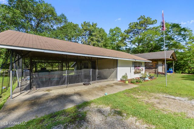 12833 Saracennia Road, Moss Point, MS 39562