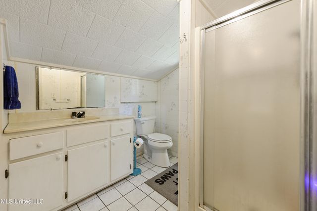 12833 Saracennia Road, Moss Point, MS 39562