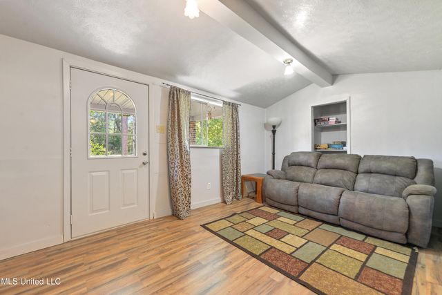 12833 Saracennia Road, Moss Point, MS 39562