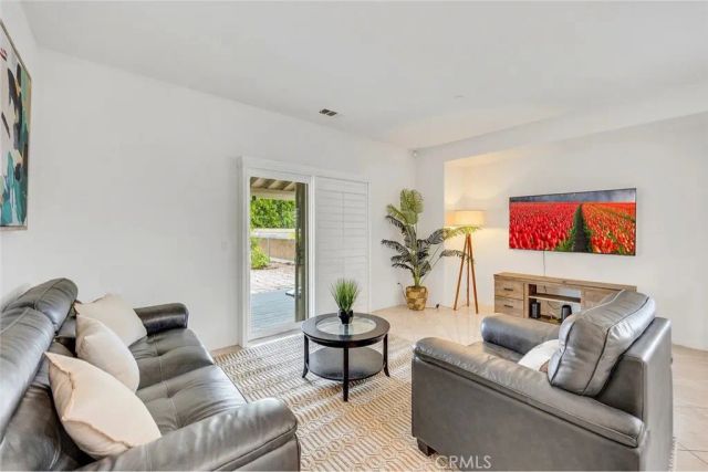10995 Coalinga, Montclair, CA 91763