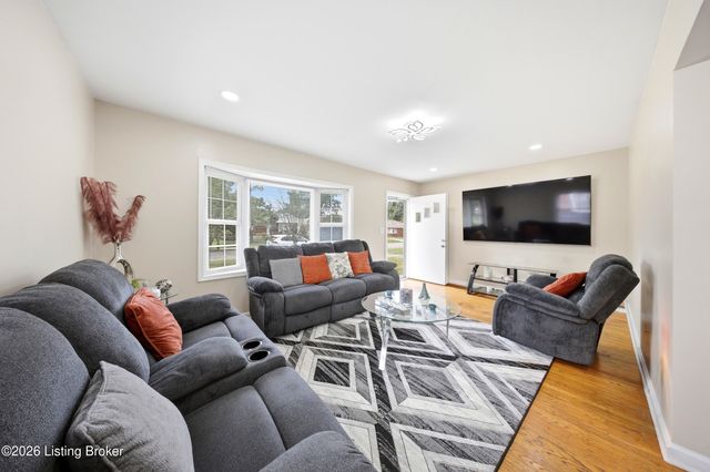 1623 Linda Way, Louisville, KY 40216