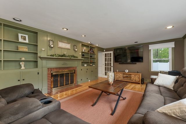 1189 Broadway, Haverhill, MA 01832