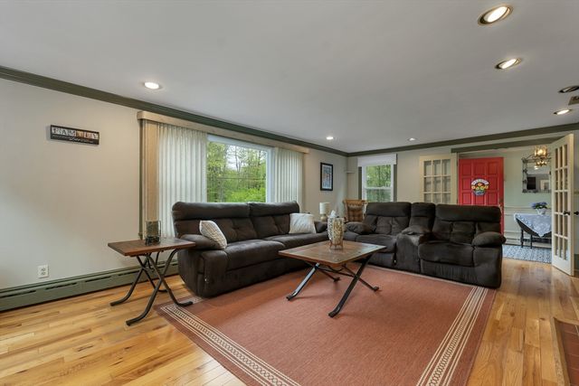 1189 Broadway, Haverhill, MA 01832
