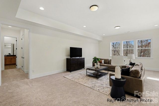 116 Huntcliff Drive, Statesville, NC 28677