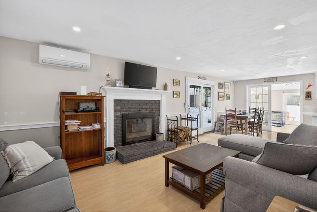 171 Weir Road, Yarmouth Port, MA 02675