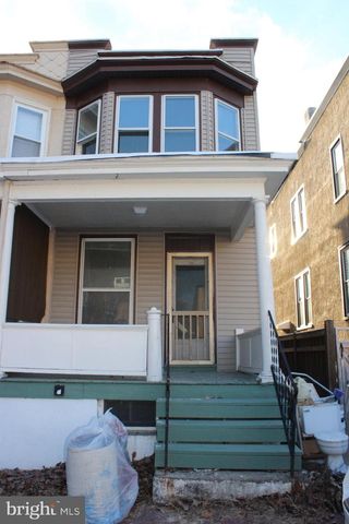 8 N LOCUST ST, Coal Township, PA 17866