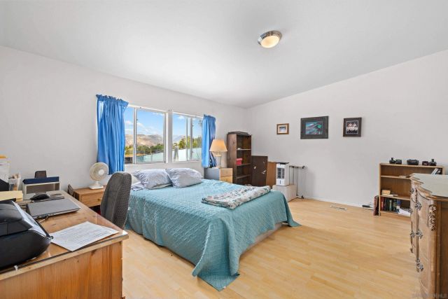 9156 Winter Gardens Blvd, Lakeside, CA 92040