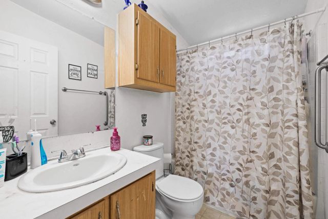 9156 Winter Gardens Blvd, Lakeside, CA 92040