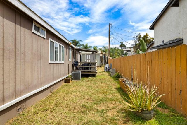9156 Winter Gardens Blvd, Lakeside, CA 92040