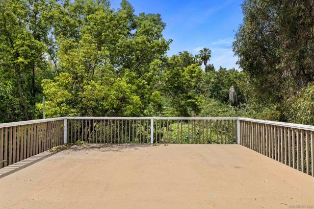 9156 Winter Gardens Blvd, Lakeside, CA 92040