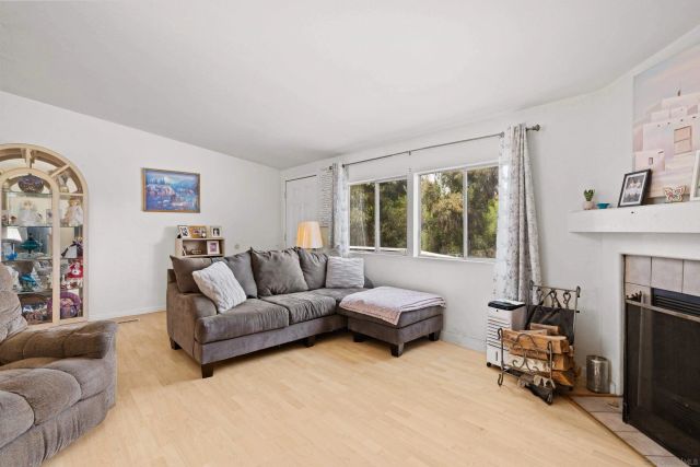 9156 Winter Gardens Blvd, Lakeside, CA 92040