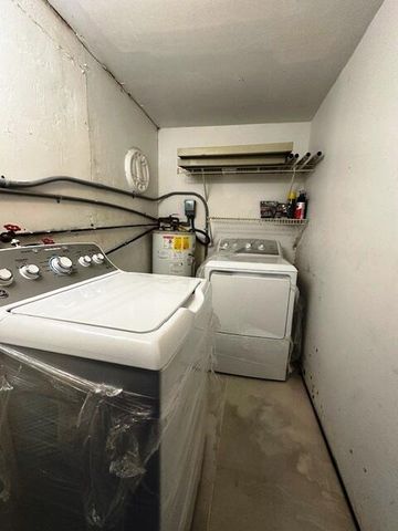 1660 SW 28th Avenue, Fort Lauderdale, FL 33312