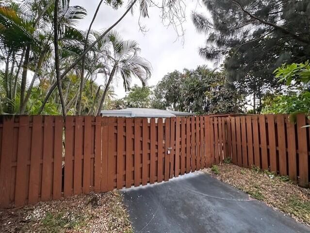1660 SW 28th Avenue, Fort Lauderdale, FL 33312
