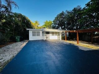 1660 SW 28th Avenue, Fort Lauderdale, FL 33312