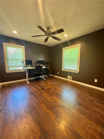 1950 Old Lost Mountain Road, Powder Springs, GA 30127