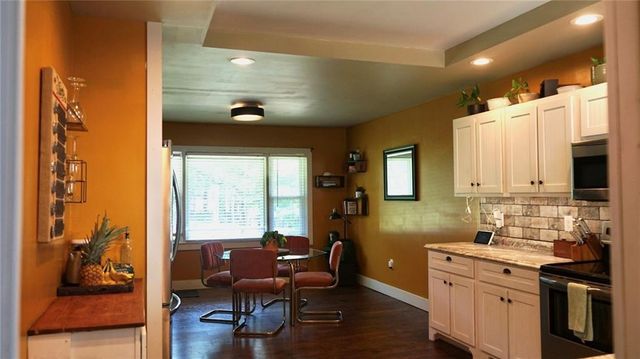 1950 Old Lost Mountain Road, Powder Springs, GA 30127