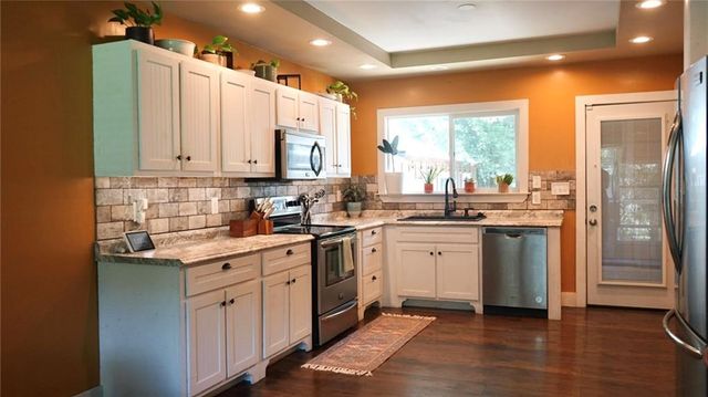 1950 Old Lost Mountain Road, Powder Springs, GA 30127