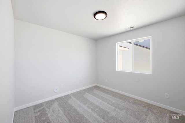 6617 W Plateau Creek Dr, Meridian, ID 83646