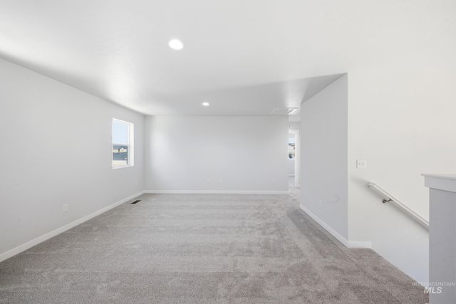 6617 W Plateau Creek Dr, Meridian, ID 83646