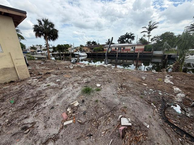 835 NW 13th Avenue, Dania Beach, FL 33004