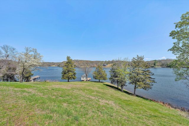 1351 Ellis RD, Hardy, VA 24101