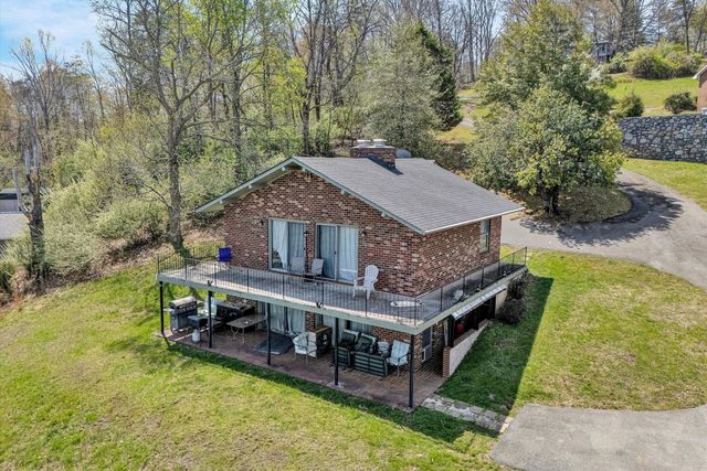 1351 Ellis RD, Hardy, VA 24101