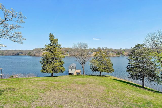 1351 Ellis RD, Hardy, VA 24101