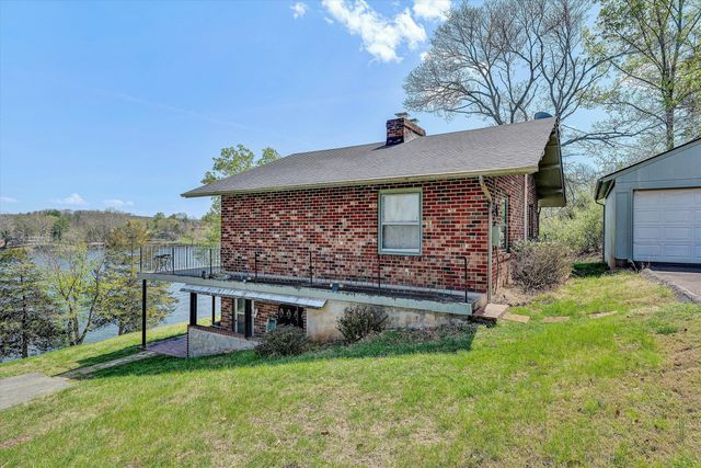 1351 Ellis RD, Hardy, VA 24101