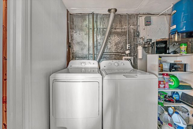1351 Ellis RD, Hardy, VA 24101