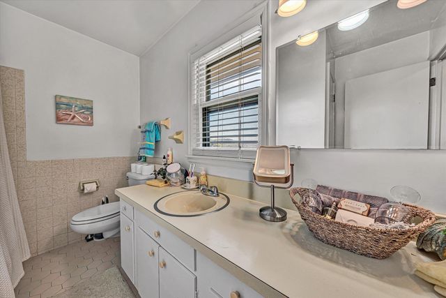 1351 Ellis RD, Hardy, VA 24101