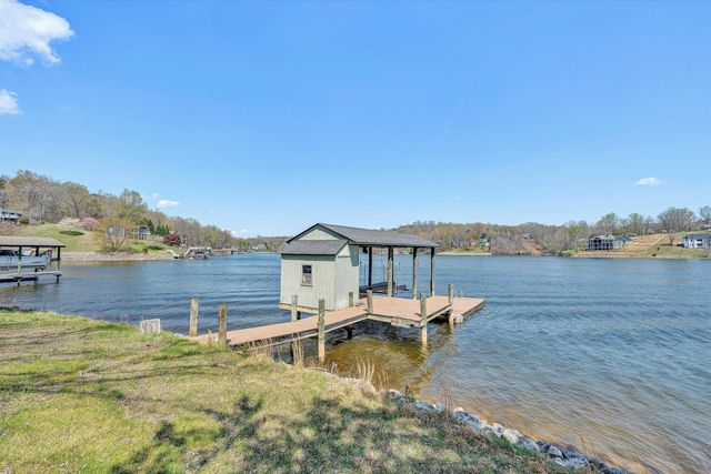 1351 Ellis RD, Hardy, VA 24101