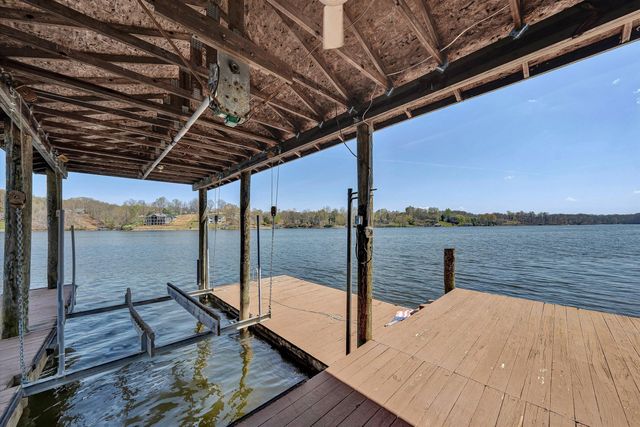 1351 Ellis RD, Hardy, VA 24101