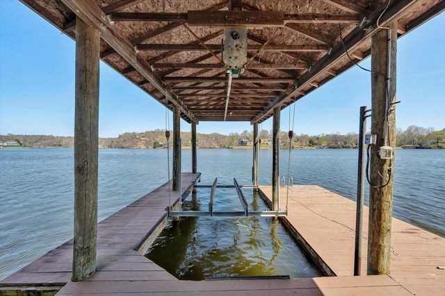 1351 Ellis RD, Hardy, VA 24101