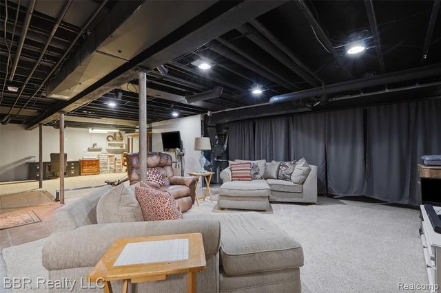 26796 Arcadia Drive, Flat Rock, MI 48134