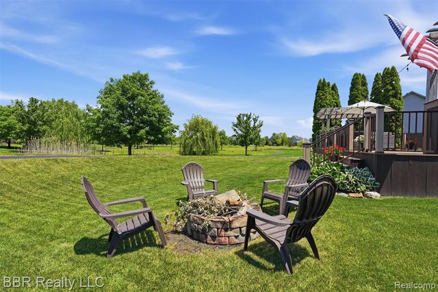 26796 Arcadia Drive, Flat Rock, MI 48134
