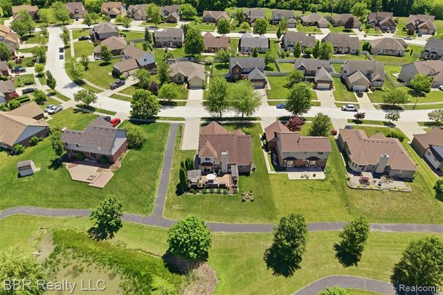 26796 Arcadia Drive, Flat Rock, MI 48134