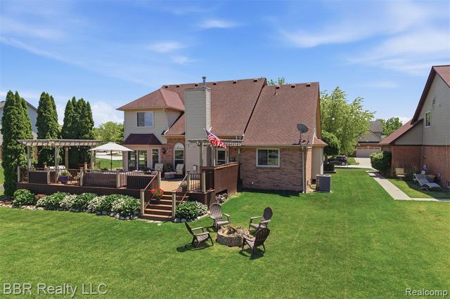 26796 Arcadia Drive, Flat Rock, MI 48134