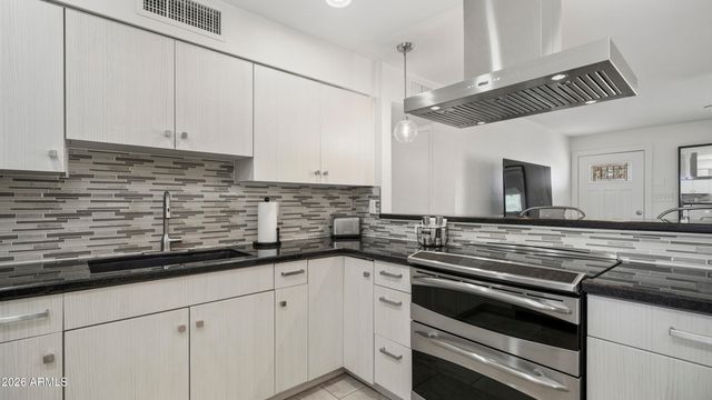 11031 S BANNOCK Street, Phoenix, AZ 85044