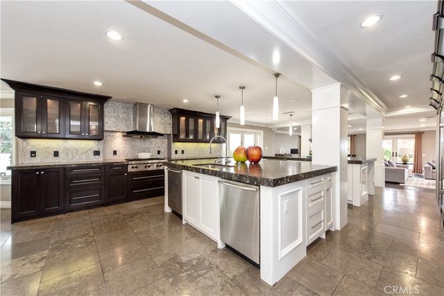 111 hillcrest Drive, Irvine, CA 92603