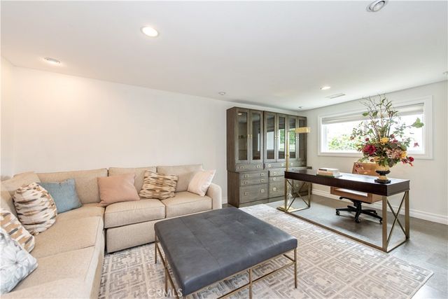 111 hillcrest Drive, Irvine, CA 92603