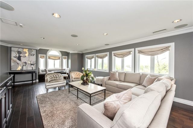 111 hillcrest Drive, Irvine, CA 92603
