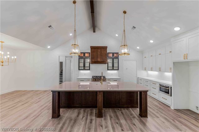 1905 Queensbury Way, Fort Smith, AR 72908