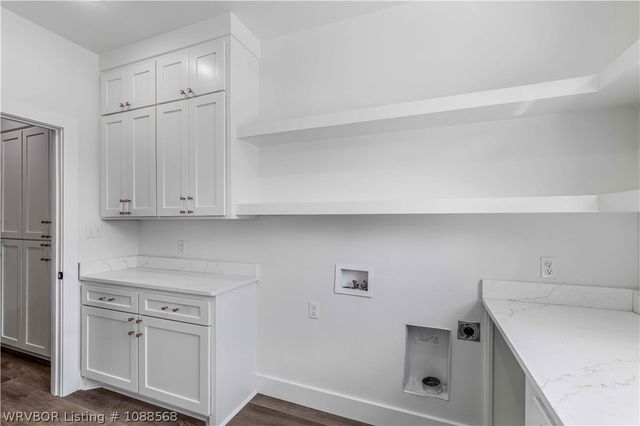 1905 Queensbury Way, Fort Smith, AR 72908