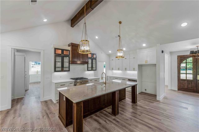 1905 Queensbury Way, Fort Smith, AR 72908