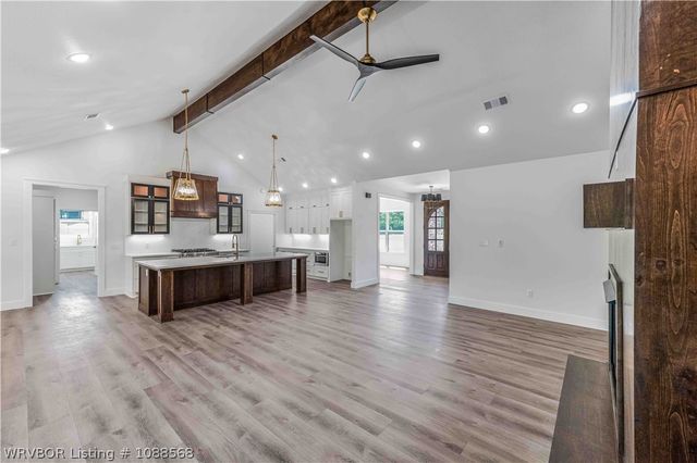 1905 Queensbury Way, Fort Smith, AR 72908