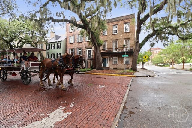 24 E Jones Street, Savannah, GA 31401