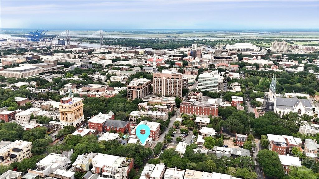 Image 49 of property listing at 24 E Jones Street, Savannah, GA 31401