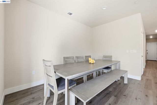 5444 Gray Pine Way, Antioch, CA 94531